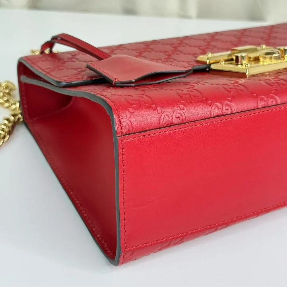 Gucci GG Logo Printed Red Leather Small Padlock Shoulder Bag with Gold Hardware - Picture 6 of 11